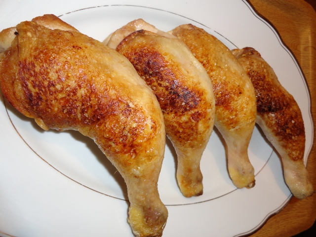 Cuisses de poulet rôties - Recettes - Elle à Table
