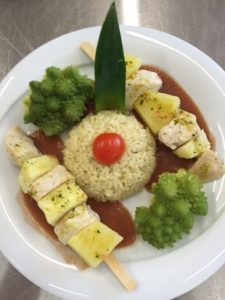 Brochette poulet ananas