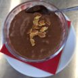 Tweet La meilleure des mousses au chocolat, rien que ça! Légère et facile à faire. Un régal que je réalise avec les participants de mes cours de cuisine, thème: « Tout chocolat ». […]